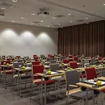 Ξενοδοχείο Intercityhotel 4*