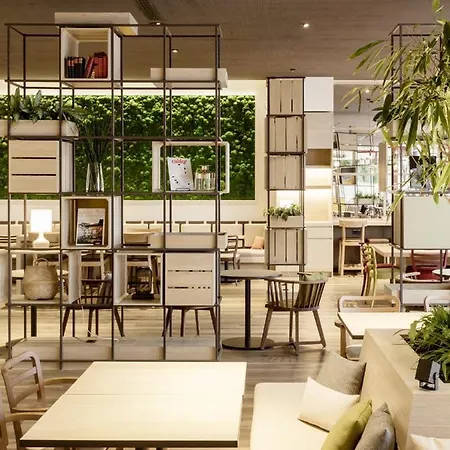 Intercityhotel Ξενοδοχείο