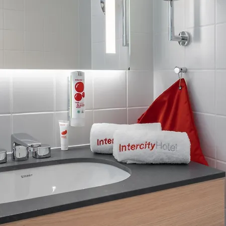 Intercityhotel Ξενοδοχείο 4*