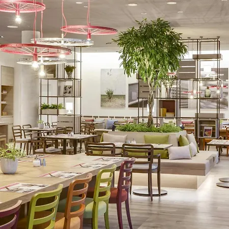 Ξενοδοχείο Intercityhotel