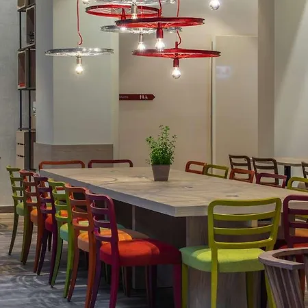 Ξενοδοχείο Intercityhotel