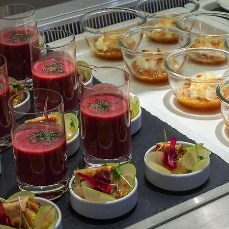 Ξενοδοχείο Intercityhotel 4*