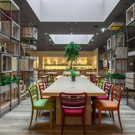 Ξενοδοχείο Intercityhotel