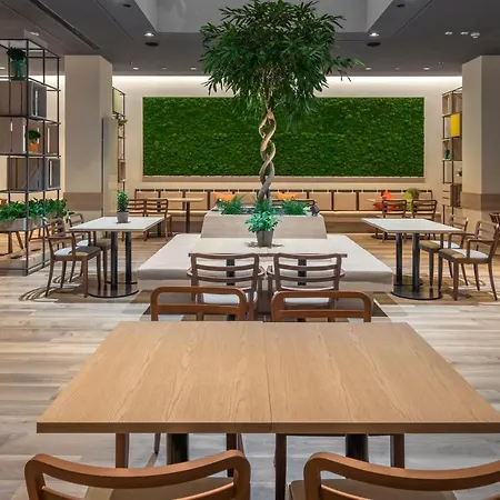 Intercityhotel 4* Budapešť