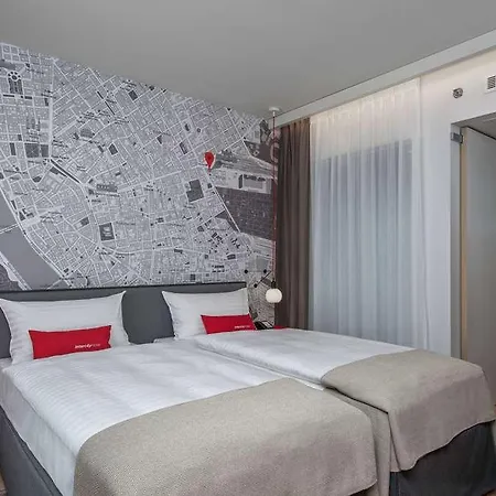 Intercityhotel 4*