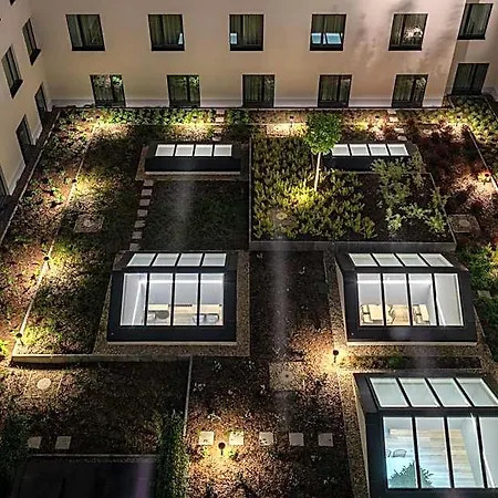 Intercityhotel Ξενοδοχείο 4*