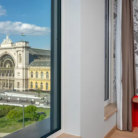 Intercityhotel Hotel 4*
