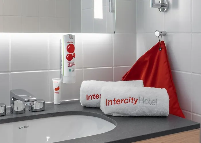 Intercityhotel 호텔 4*