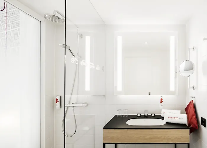 Intercityhotel Hotel 4*