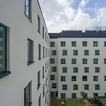 Intercityhotel فندق