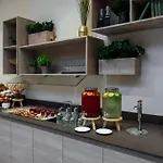 Intercityhotel فندق 4*