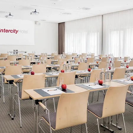 Ξενοδοχείο Intercityhotel 4*