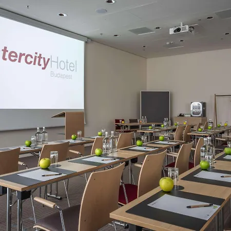 Intercityhotel Ξενοδοχείο