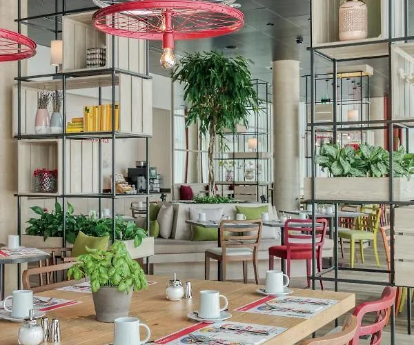 호텔 Intercityhotel 4*