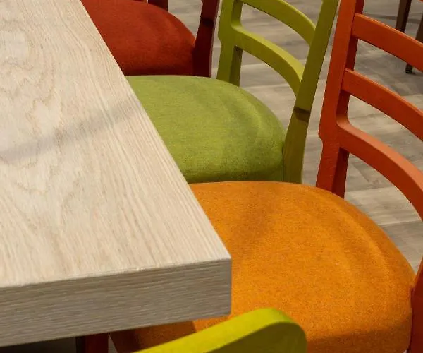 Intercityhotel 호텔