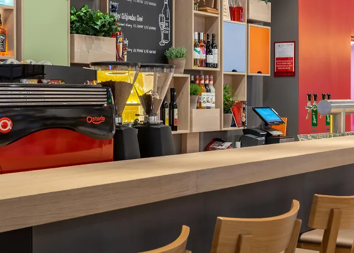 호텔 Intercityhotel