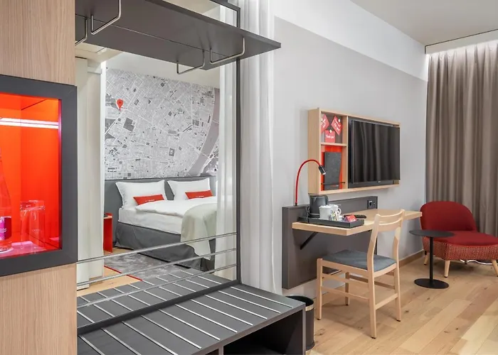 Отель Intercityhotel