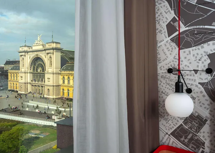 Отель Intercityhotel