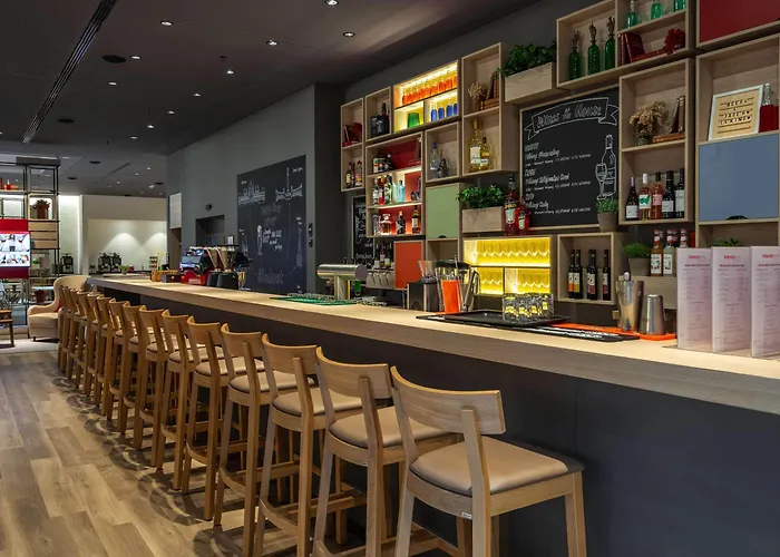 Intercityhotel Отель Будапешт