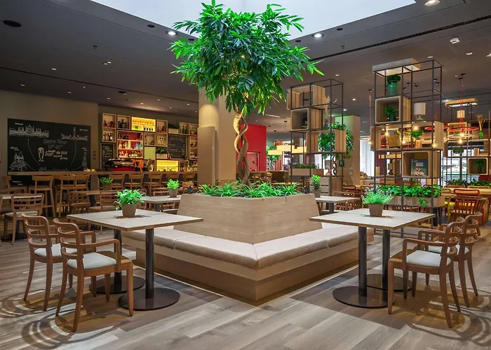 Intercityhotel Отель Будапешт